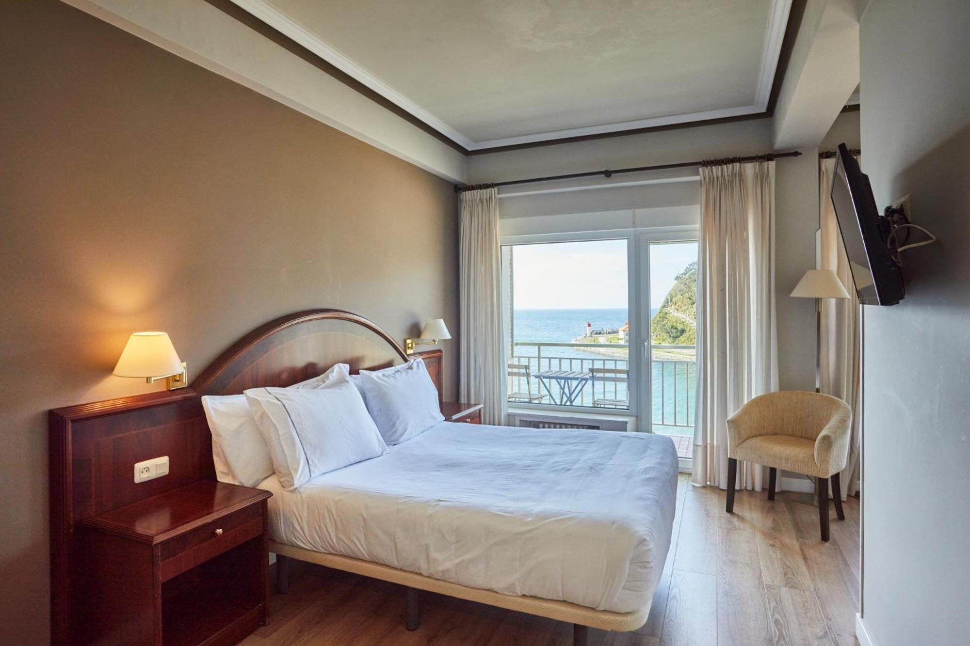 ריבאדסלה Silken Gran Hotel Del Sella מראה חיצוני תמונה