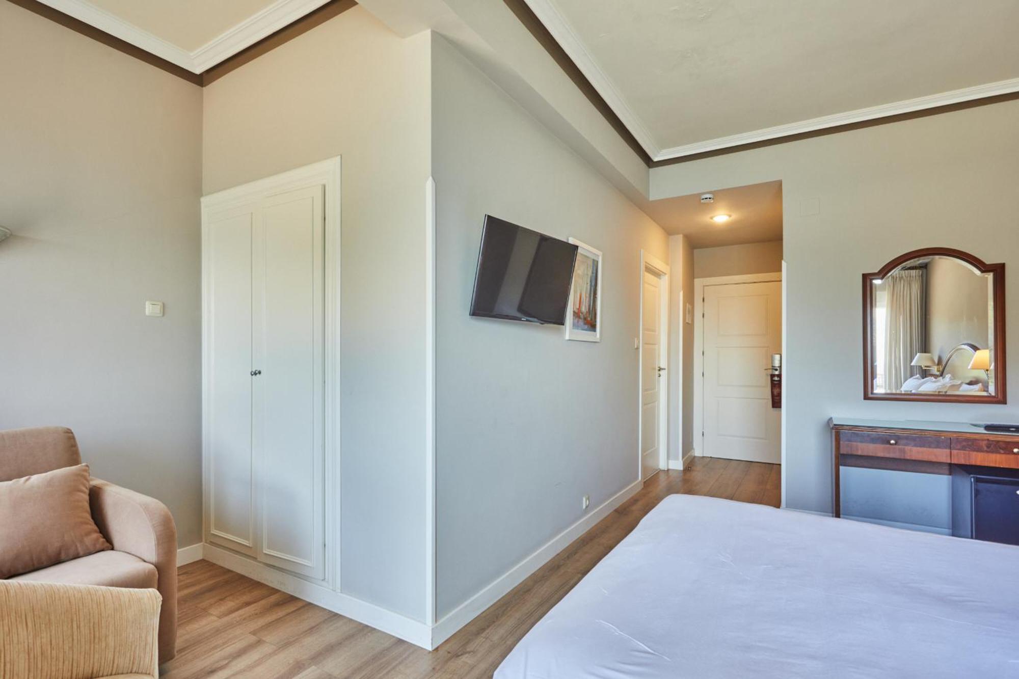 ריבאדסלה Silken Gran Hotel Del Sella מראה חיצוני תמונה