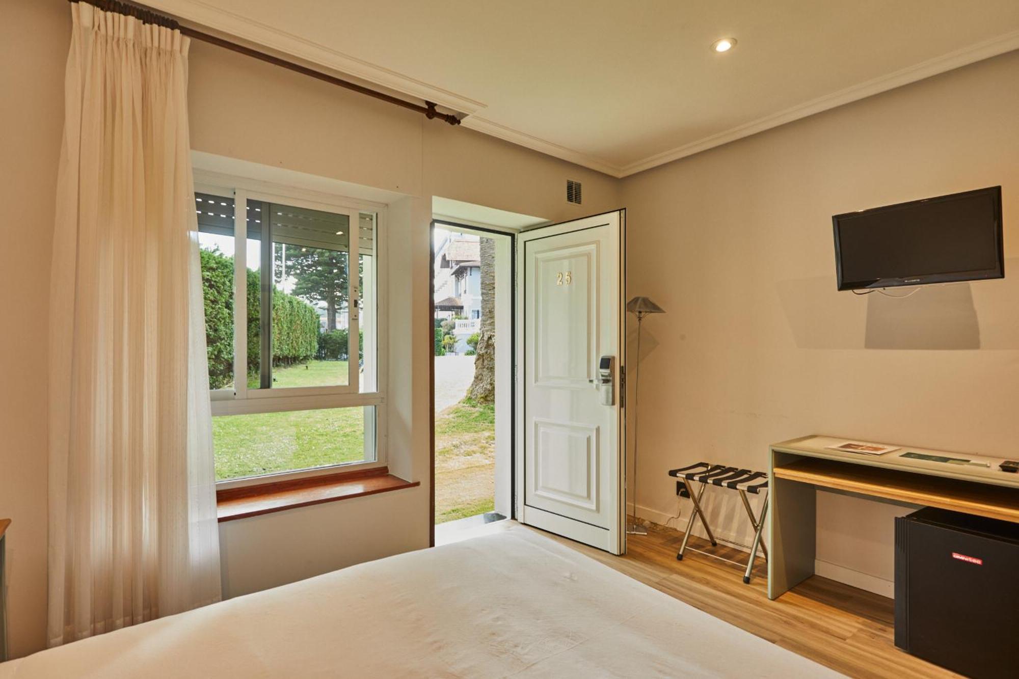 ריבאדסלה Silken Gran Hotel Del Sella מראה חיצוני תמונה