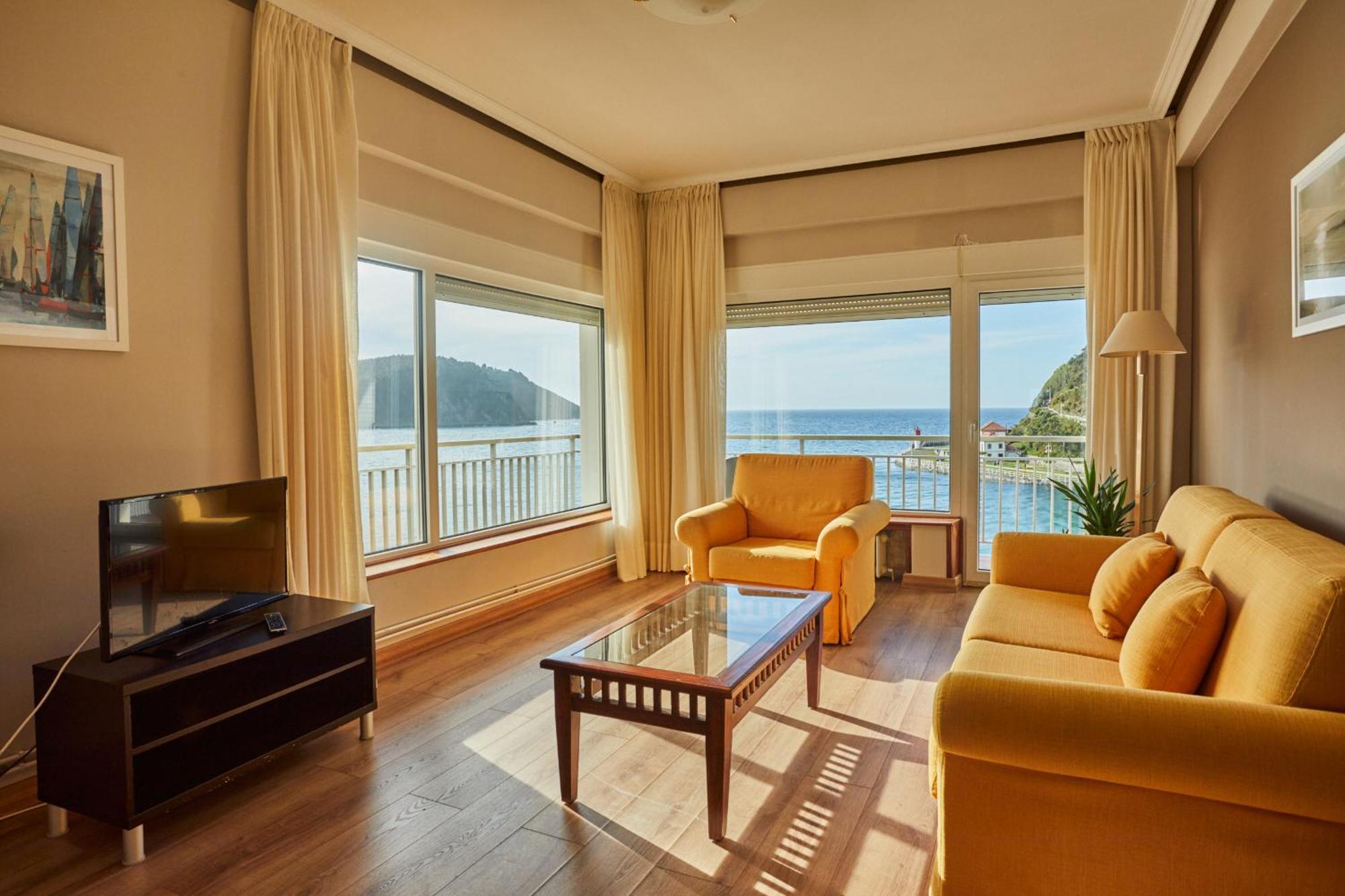 ריבאדסלה Silken Gran Hotel Del Sella מראה חיצוני תמונה