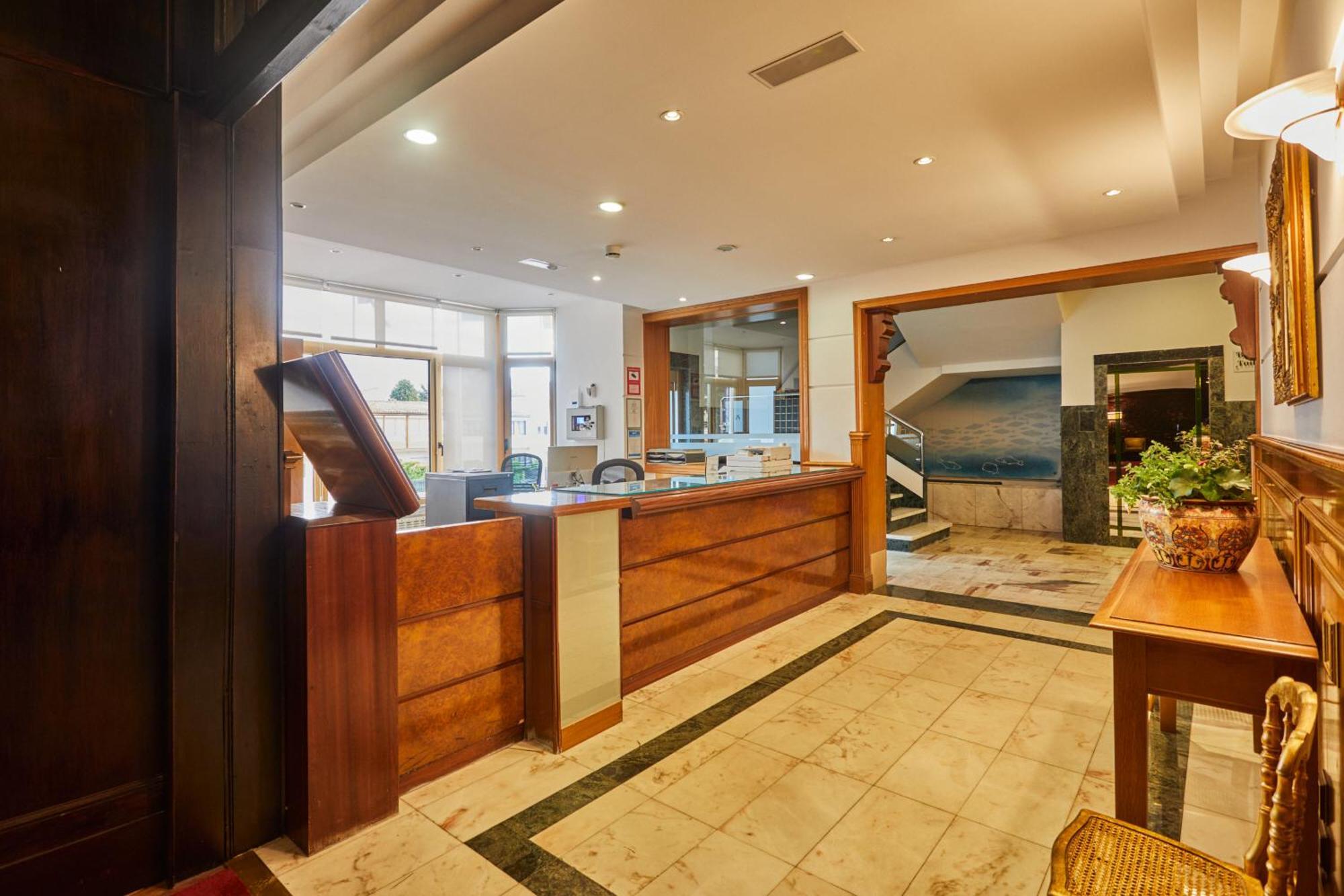 ריבאדסלה Silken Gran Hotel Del Sella מראה חיצוני תמונה