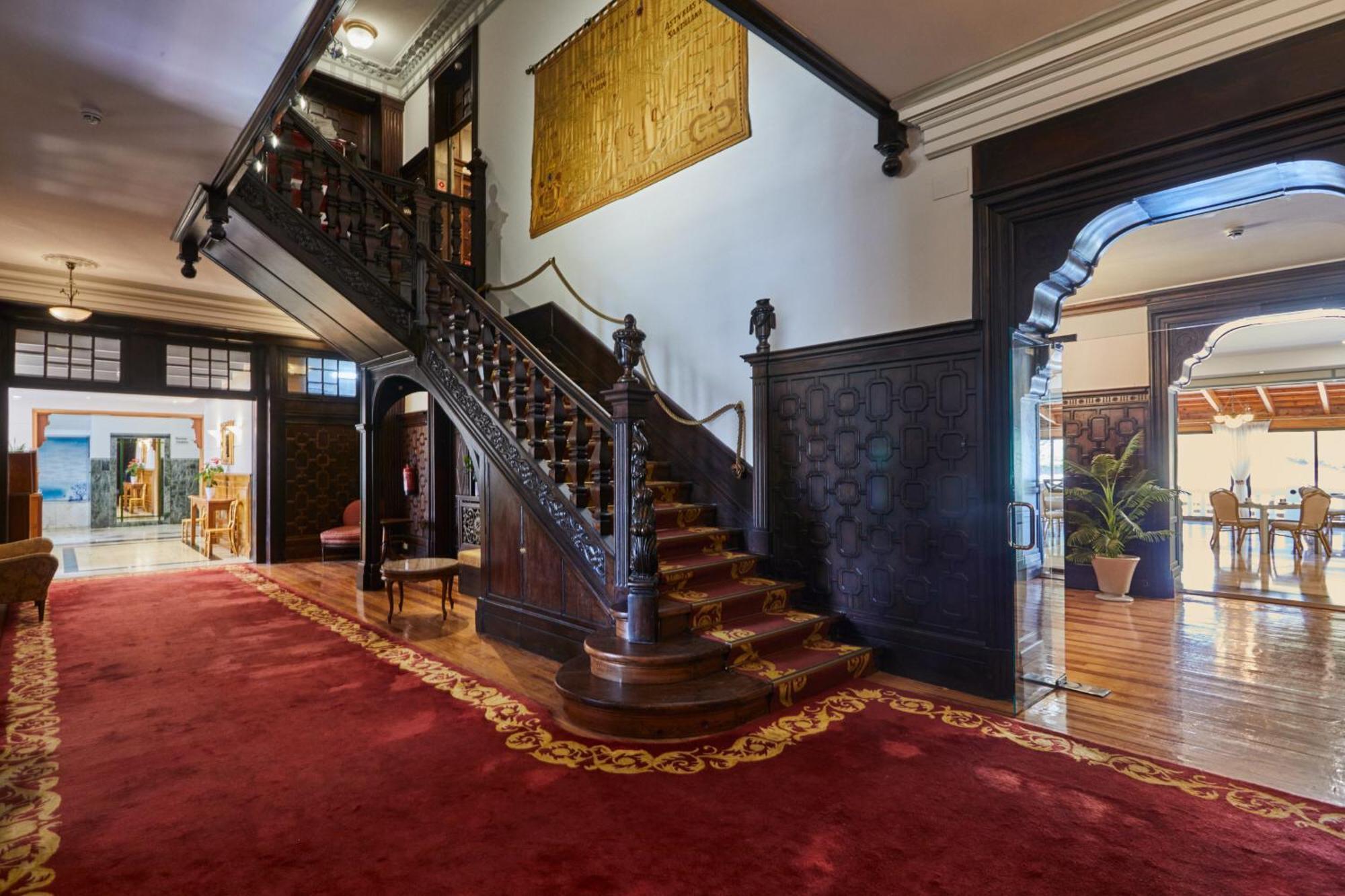 ריבאדסלה Silken Gran Hotel Del Sella מראה חיצוני תמונה